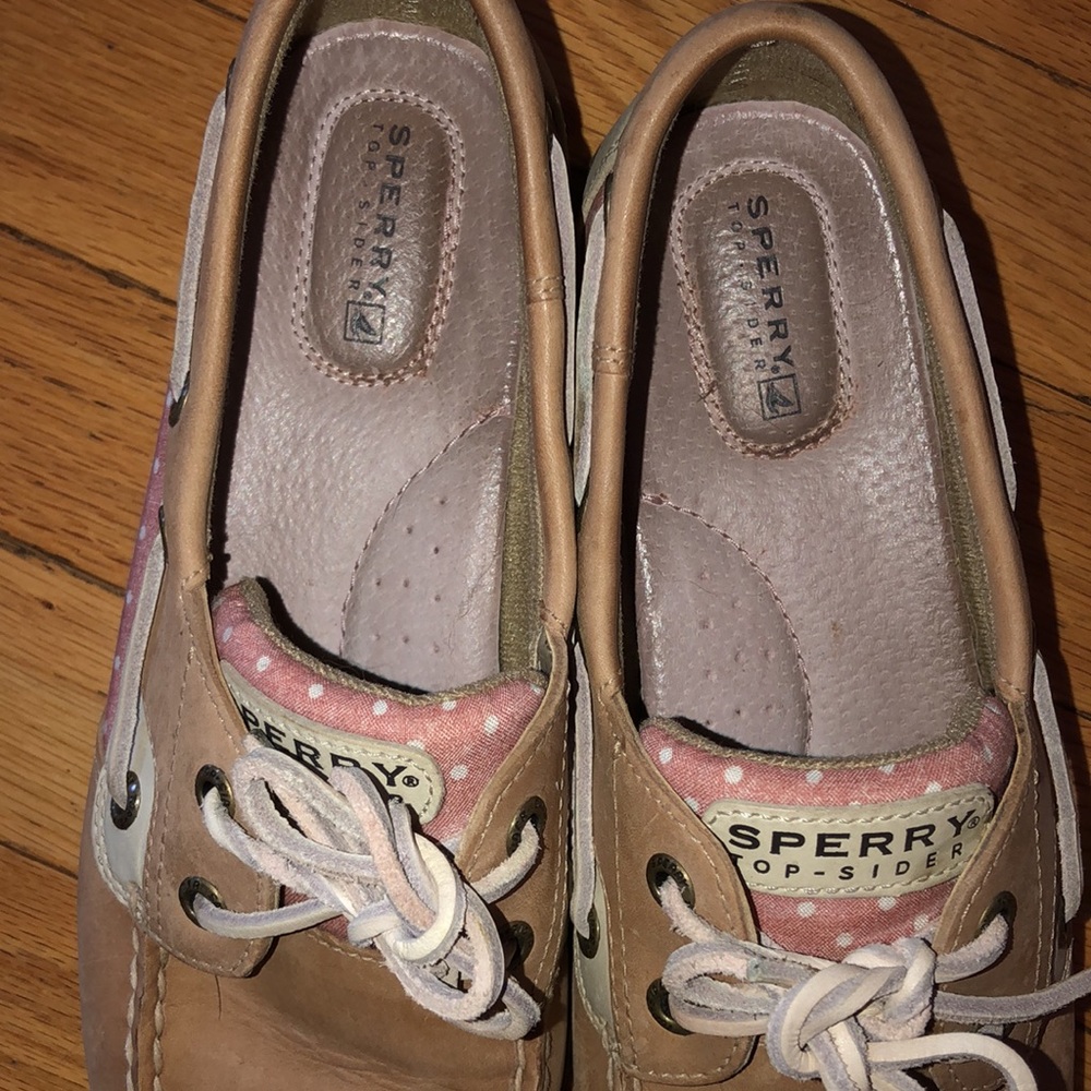Sperry Top-Siders Pink pattern with white Polka Dots on Tan Leather - Picture 7 of 10